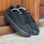 ونس برشکا مشکی