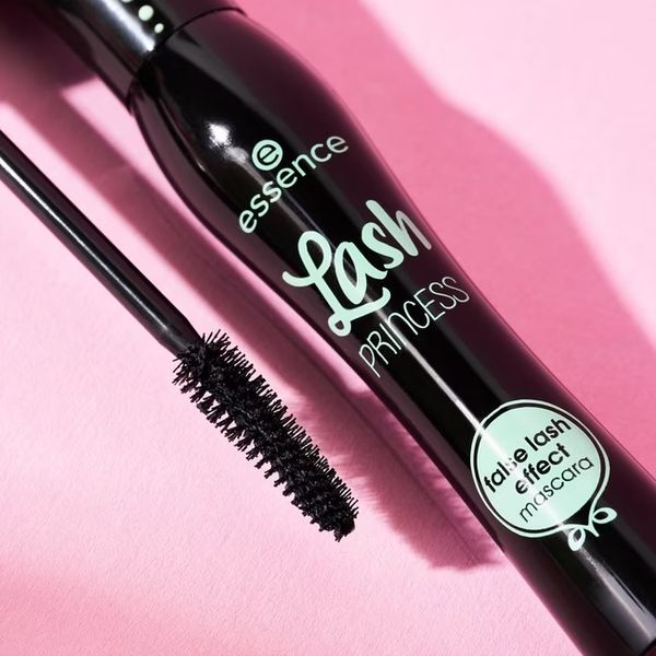 ریمل حجم دهنده و بلند کننده با تاثیر مژه مصنوعی Lash Princess اسنس