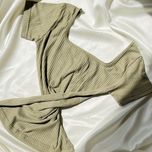 تیشرت زنانه و دخترانه مدل یقه خشتی