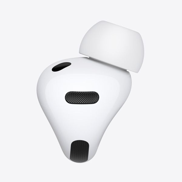 هدفون بلوتوثی اپل مدل AirPods Pro 3 با نویز کنسلینگ فعال، قابلیت پخش صدای محیطی، عمر باتری 10 ساعت، مقاوم در برابر رطوبت و عرق