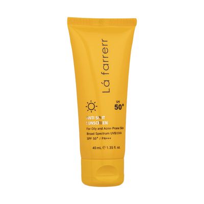 کرم ضدآفتاب و ضدلک بی‌رنگ لافارر مدل SPF50، مناسب پوست‌های چرب، حجم 40 میلی‌لیتر