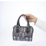 کیف دوشی زنانه مدل MDSS-CG3952