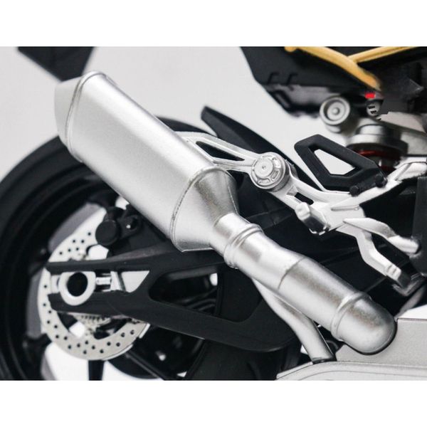 موتور بازی مدل BMW 1000RR 1:9