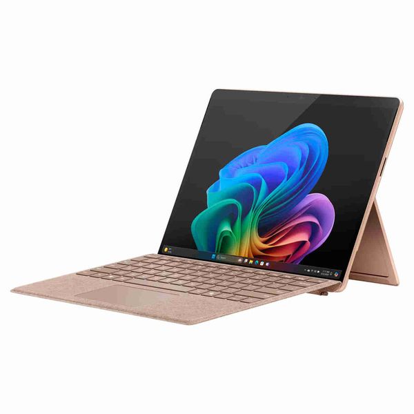 تبلت 13 اینچی مایکروسافت مدل Surface Pro 11-Snapdragon X Elite OLED ظرفیت 512 گیگابایت و رم 16 گیگابایت به همراه کیبورد Surface