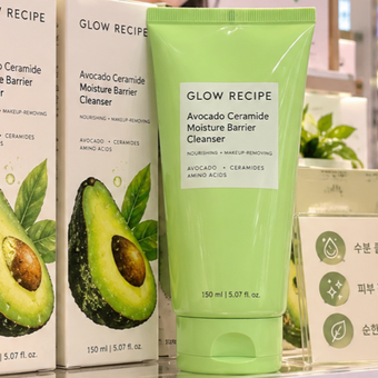 ژل شستشوی صورت گلو رسیپی مدل Avocado Ceramide Moisture Barrier Cleanser حجم 150 میل