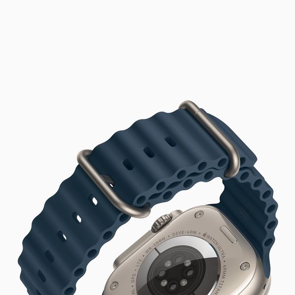 ساعت هوشمند اپل مدل Ultra 2 Titanium Case Ocean Band 49mm