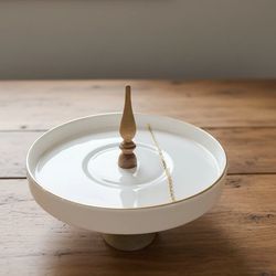 شیرینی خوری دستگیره چوبی پایه دار گل طلای طلا کوب