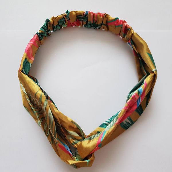 هدبند زنانه مدل هاوایی