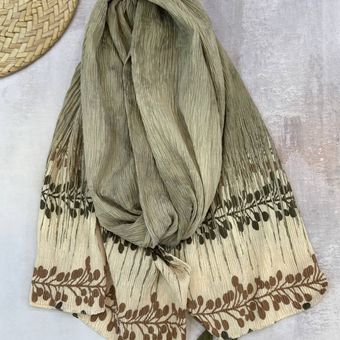 شال برشکا پارچه سی اسکارف بسته بندی 8 عددی