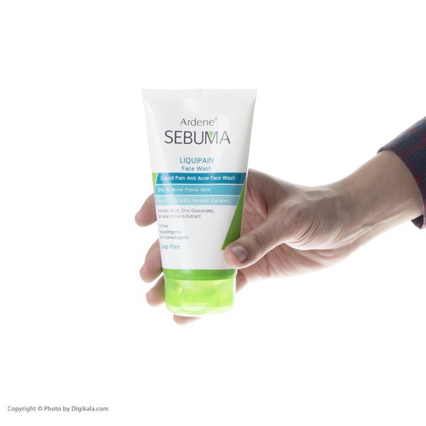 مایع شستوشوی صورت آردن سبوما، مناسب پوستهای چرب و آکنهدار، با خاصیت پاککنندگی، غیرصابونی، بدون روغن، ترکیبات بابونه، رزمار