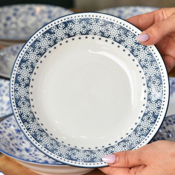 بشقاب گود دور آبی