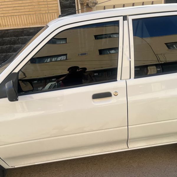 برچسب دودی شیشه خودرو کد Ddi05 رول 4 متری