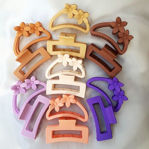 کلیپس مو زنانه مدل شمعی مات صندوقی و گلدار بسته 2 عددی