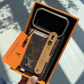 قاب آیفون LuxePocket (LV)