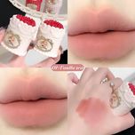 رژ لب مخملی کیک توت فرنگی دوپ فلاور نوز