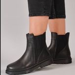 نیم بوت کشی