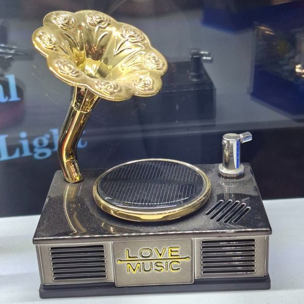 خوشبو خورشیدی گرامافون