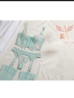 ست فنردار به همراه جوراب 3238
