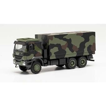 Iveco Trakker 6x6 with interchangeable body camouflage design   746786