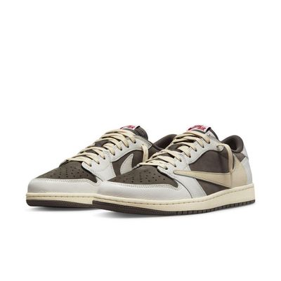 کتونی نایک جردن 1 مدل ترویس اسکات ریورس موکا Nike jordan1 reverse mocha