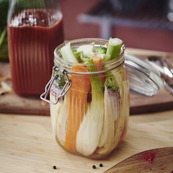 بانکه شیشه ای ایکیا سری + KOSSEBAR حجم 1 لیتری