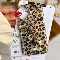 قاب yves saint laurent leopard