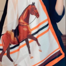 شال هرمس کرم و نارجی