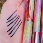 خط چشم ماژیکی مشکی