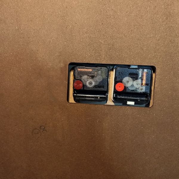 ساعت دیواری گارنت مدل 5218*761