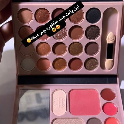 پالت ارایشی