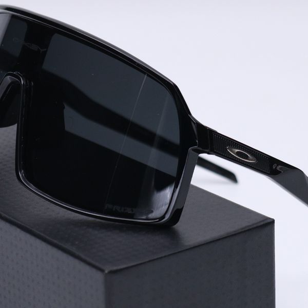 عینک از برند OAKLEY کد 181447