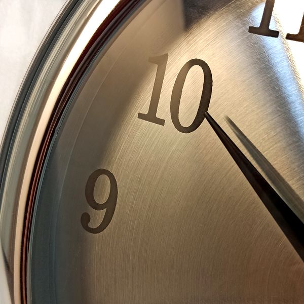 ساعت دیواری مارال مدل 310 کد 110