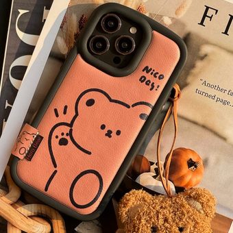 قاب Hero Bear با آویز پشمی