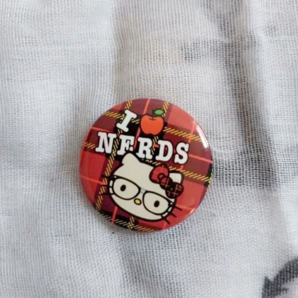 پیکسل طرح کیتی نِرد (Nerd)