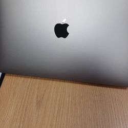 لپ تاپ اپل تاچ بار APPLE MacBook Pro 2019 | INTEL Core i5 | 8G | 128G | intel  | 14 retina (استوک)