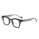 فریم عینک طبی ویفرر (wayfarer)
 مدل SZ2001 Pearl River مناسب برای صورت گرد و بیضی