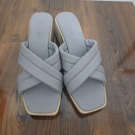 صندل پاشنه دار زنانه مدل ریما