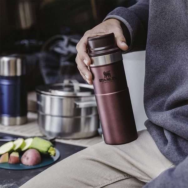 ماگ سفری استنلی مدل CLASSIC TRIGGER ACTION 12OZ گنجایش 0.350 لیتر