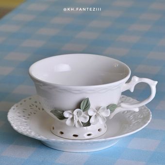 کپ و زیر کپ گل برجسته