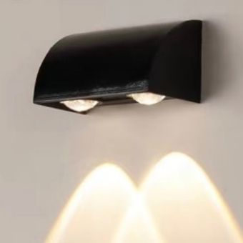 چراغ دیواری یکطرفه لنزدار ضدآب کد 762