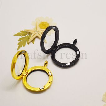 لاکت شیشه ای