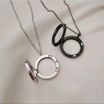 لاکت شیشه ای