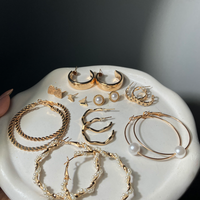 آینه ای مرواریدی