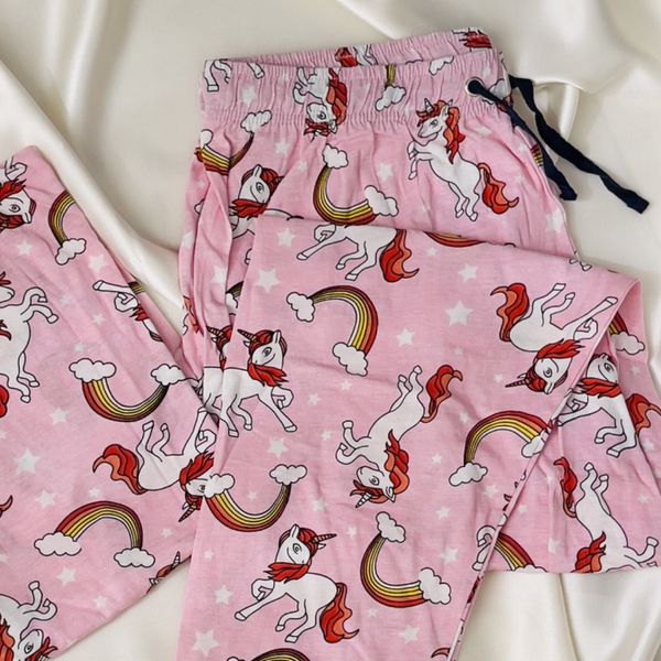 ست راحتی تیشرت شلوار طرح یونیکرنH&M