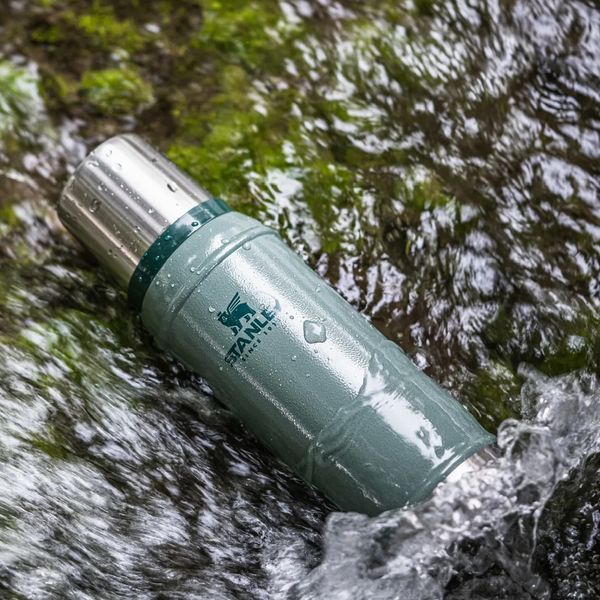 فلاسک استنلی مدل CLASSIC LEGENDARY کد F2022 گنجایش 0.75 لیتر*137