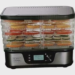 میوه خشک کن بلک کوکر مدل BC323FD با بدنه پلاستیک