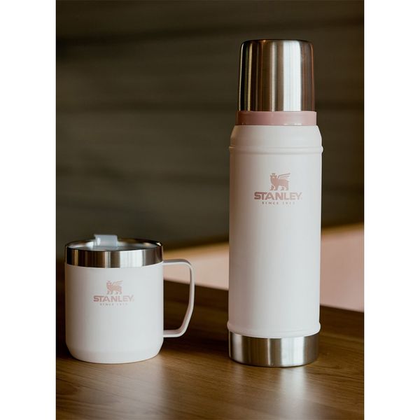 ماگ سفری استنلی مدل Legendary Camp Mug کد S2024 گنجایش 0.350 لیتر