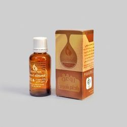 روغن بادام شیرین گیاه قانون مدل 08 حجم 30 میلیلیتر مناسب انواع پوست، مرطوبکننده و نرمکننده پوست و مو