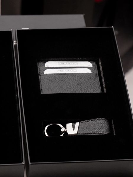 گیف پک چرم طبیعی(جاکارتی+جاکلیدی) کد a190