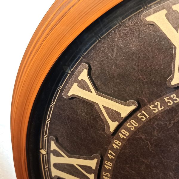 ساعت دیواری شوبرت مدل 6774*368